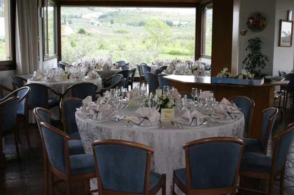 Residence Golf Club Ristorante Centanni 바뇨아리폴리 외부 사진