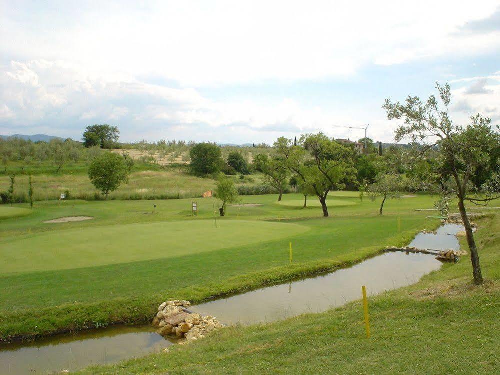 Residence Golf Club Ristorante Centanni 바뇨아리폴리 외부 사진